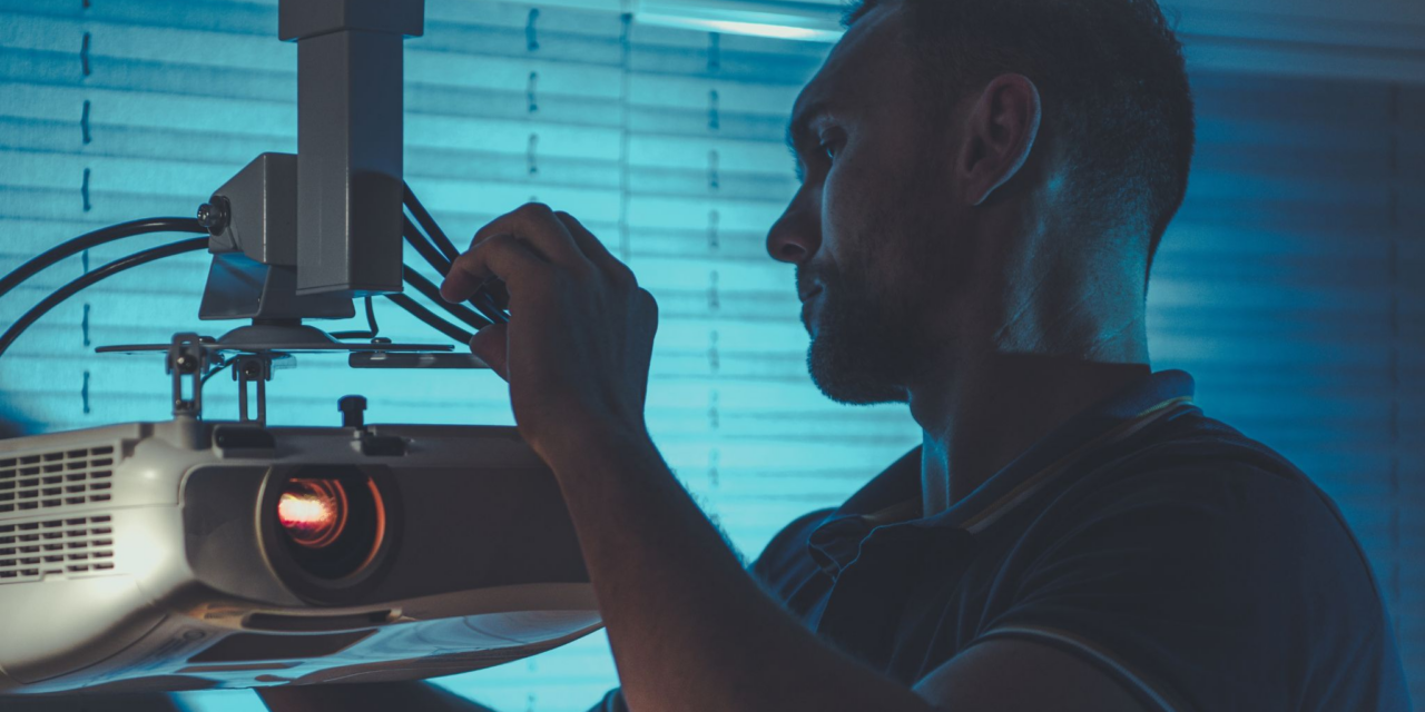 How to Troubleshoot Common AV Issues in Boardrooms and Auditorium